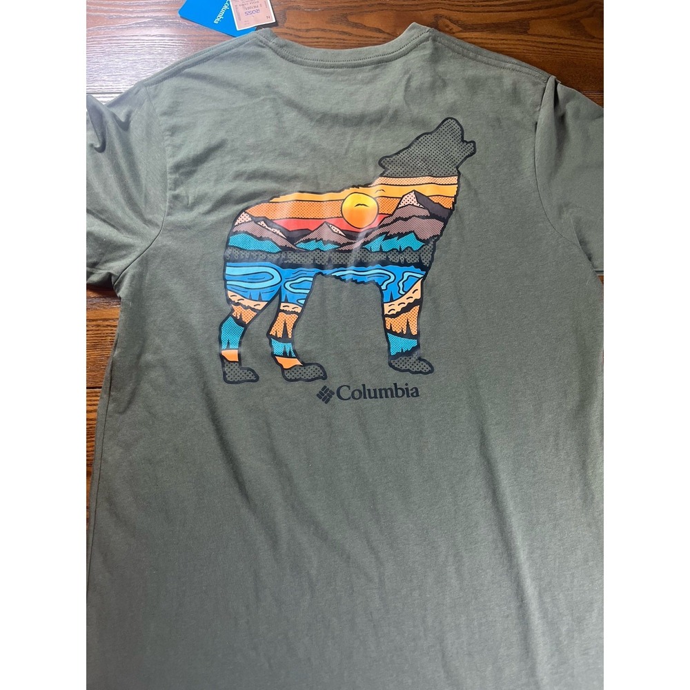 NEW Columbia Wolf and Sunset Colors Mountains Green T-Shirt Men's Medium NWT